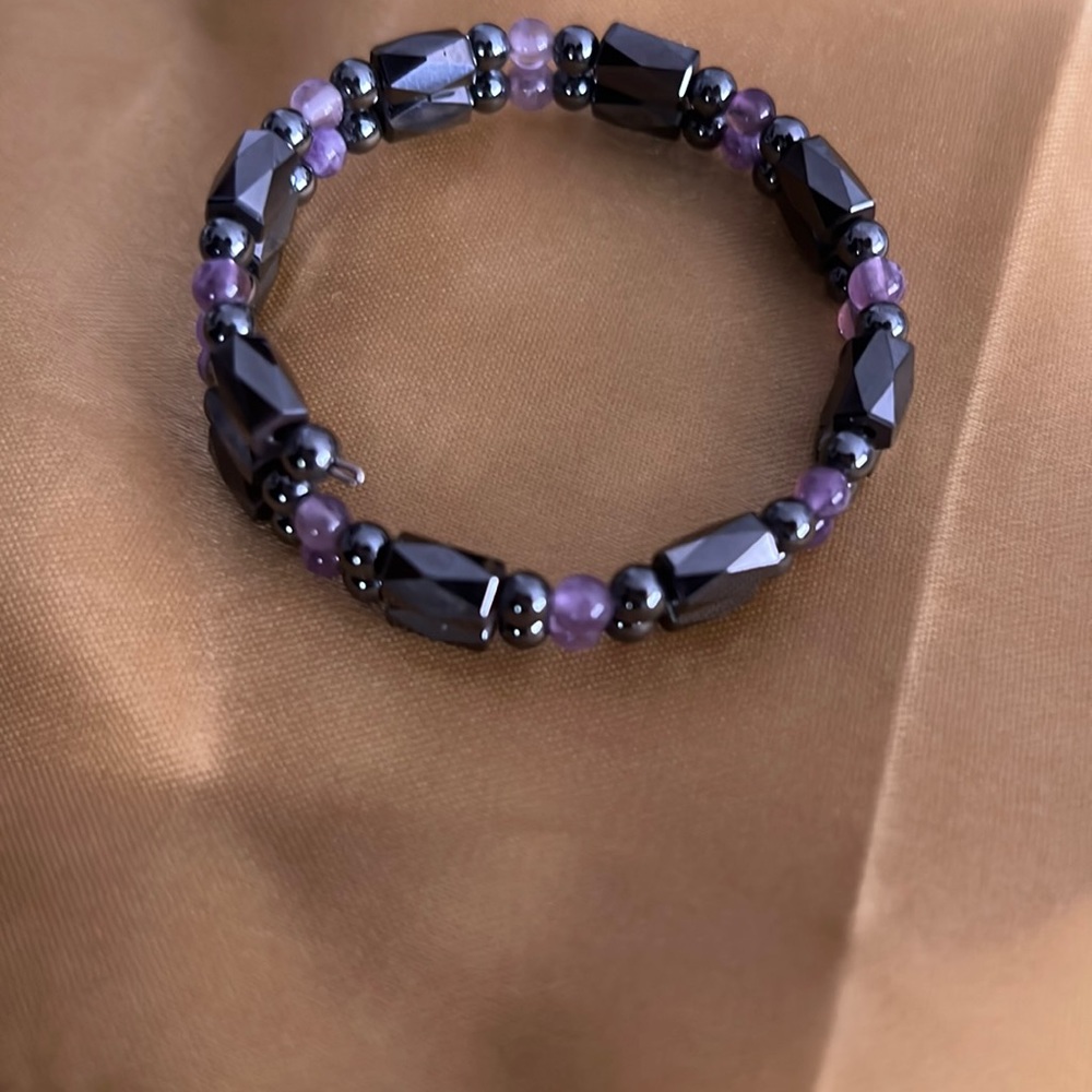 Purplicious bracelet with pretty beads
